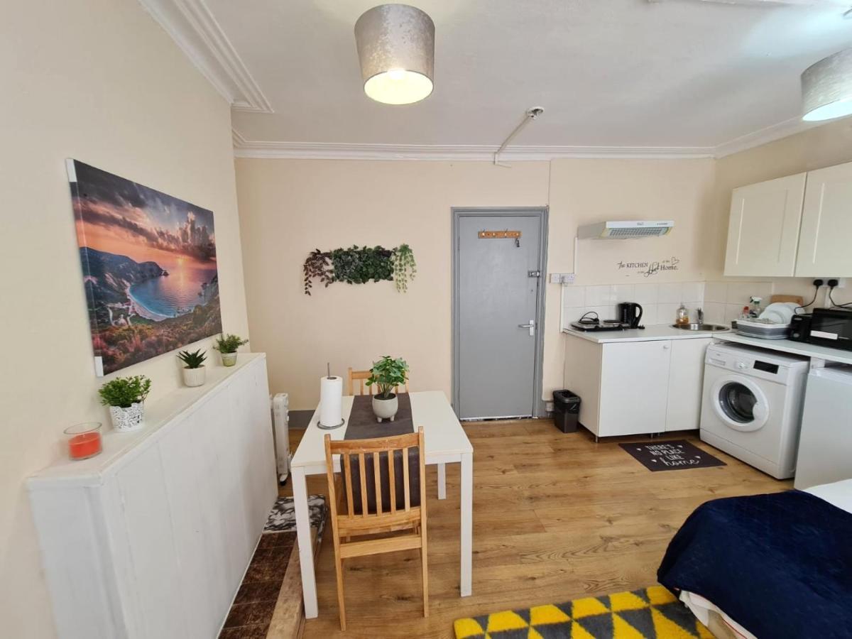 Lovely Private Room Near Central Londra Exterior foto