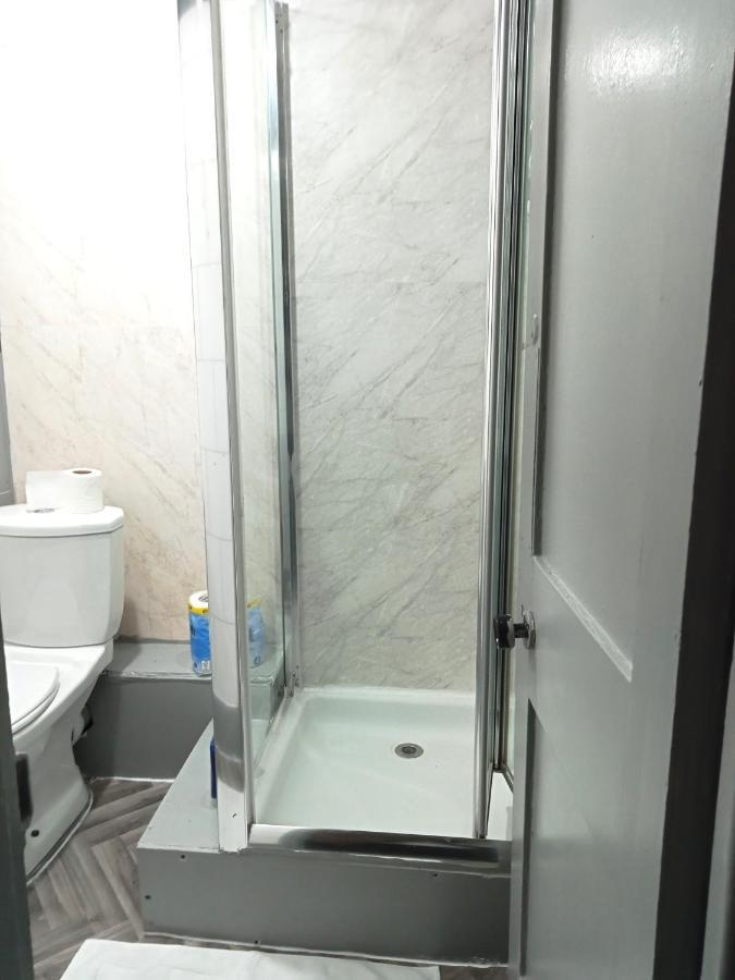 Lovely Private Room Near Central Londra Exterior foto